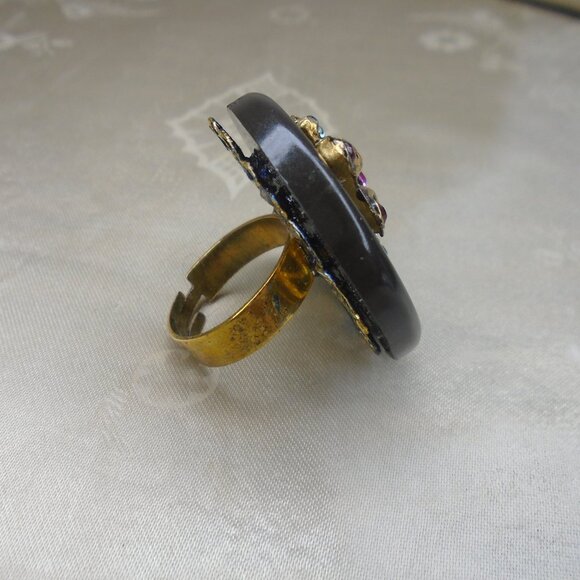 Dragonfly Ring with Vintage Dragonfly, Big Statement Jewelry, Rhinestones - Picture 3 of 10